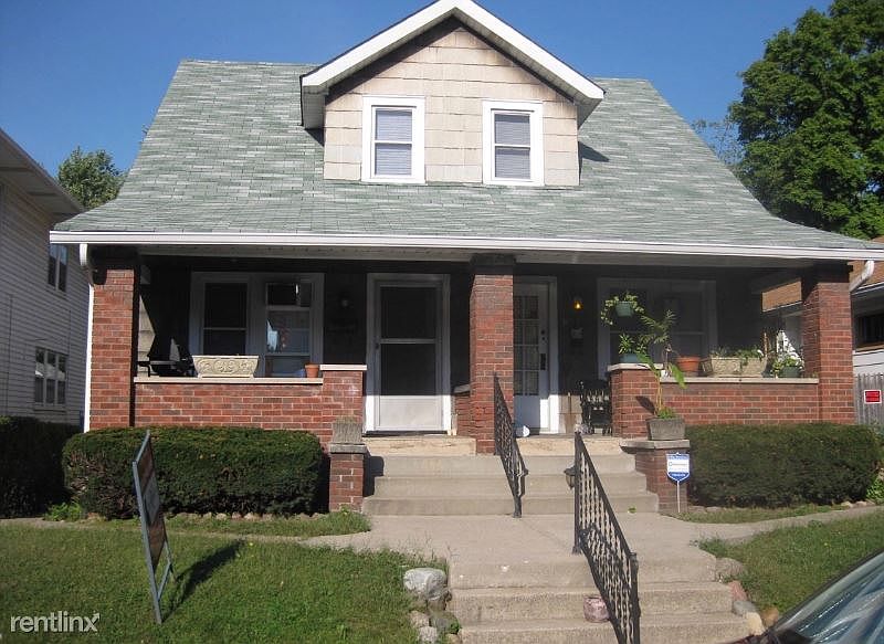 1st image of 802 N Oxford St