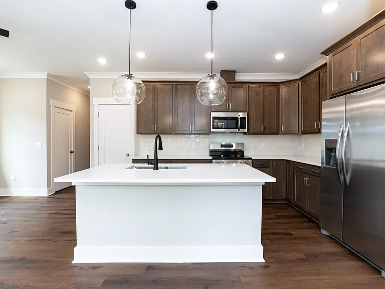 816 N Taylor St — Photo 7