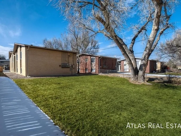 3730 Owens St #C — Photo 19