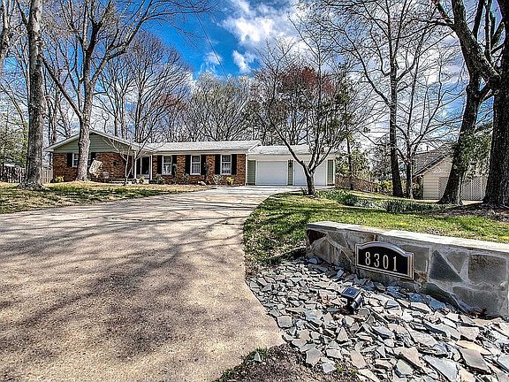 8301 Riverside RD Exterior