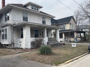 424 N Main St, Bridgeport, IL 62417