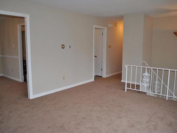 3rd image of 3718 Northside Dr