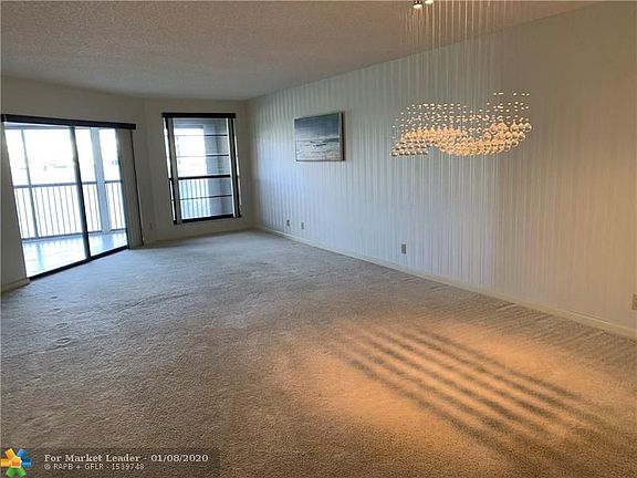 2nd image of 7538 Fairfax Dr #206
