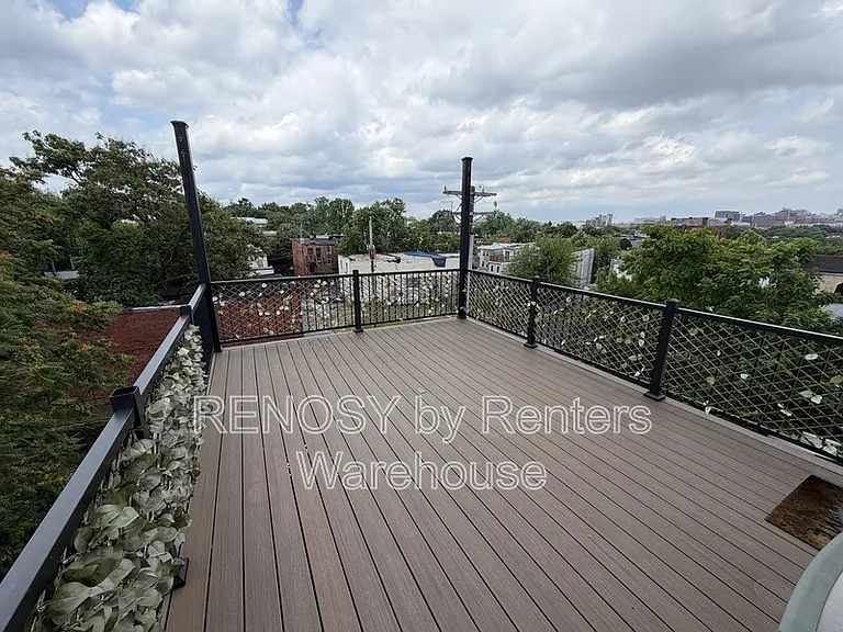 1514 McHenry St — Photo 29