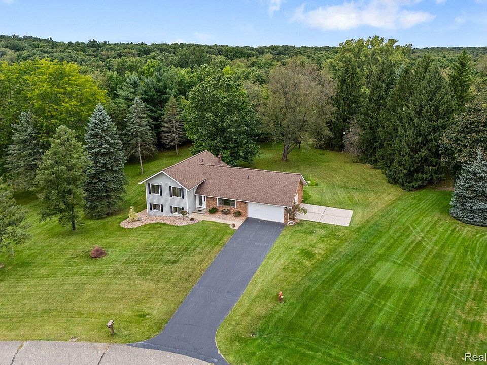 1st image of 4363 Elderberry Dr
