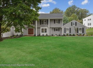 17 Quaker Rd, Middletown, NJ 07748