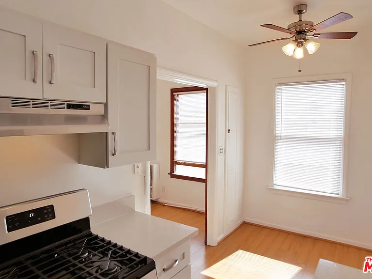 611 S Cloverdale Ave #305 — Photo 11