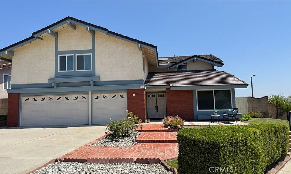 1st image of 330 Amberwood Dr