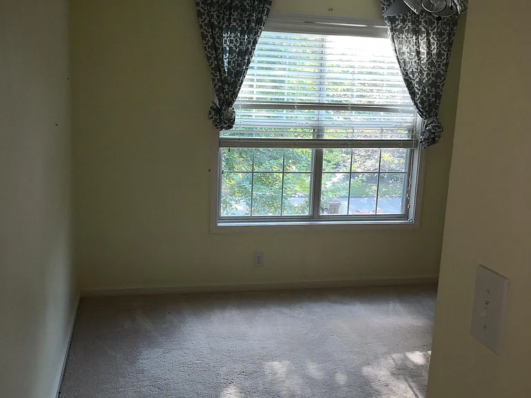 3330 Ashton Dr — Photo 10