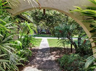 5027 Long Bow Rd, Jacksonville, FL 32210