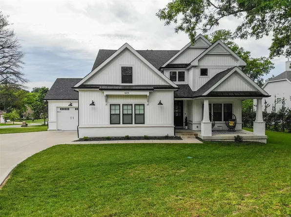1409 Fairbrook Dr, Saint Louis, MO 63131