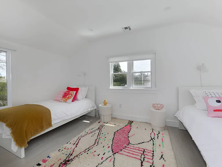 70 Powell Ave — Photo 14