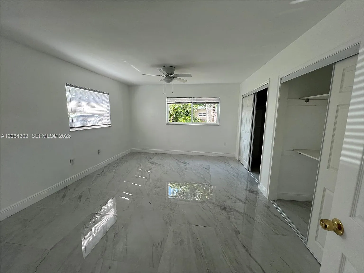 Palm Lane Villa No 5 — Photo 4
