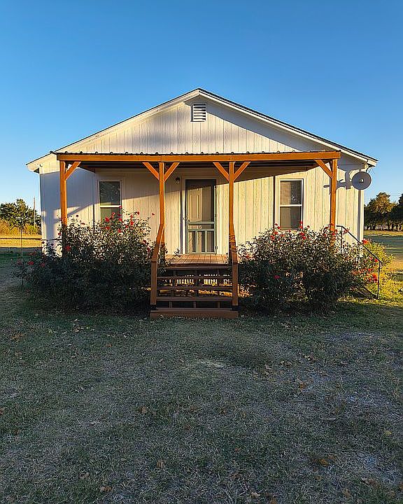 1st image of 1250 Winn Rd #1306