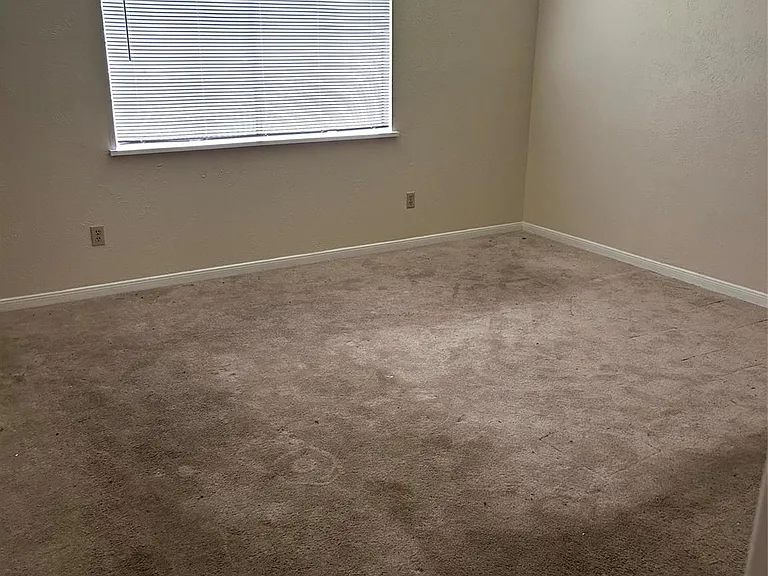 5018 Ridgecreek Dr — Photo 8