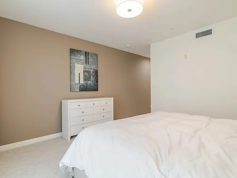 352 Caruso Ave — Photo 20