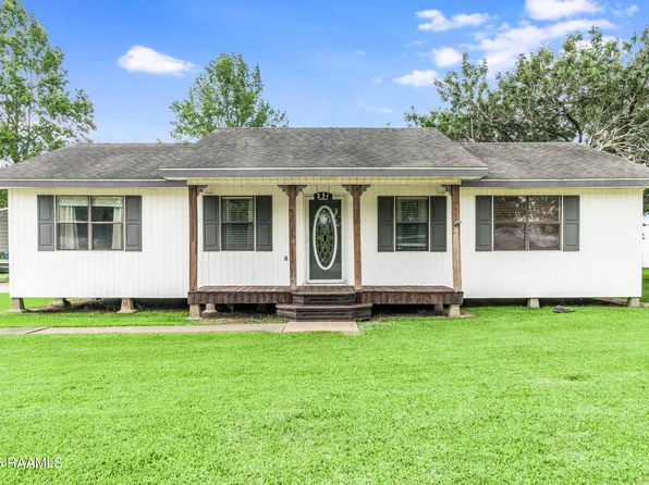 231 La Compagne St, Opelousas, LA 70570