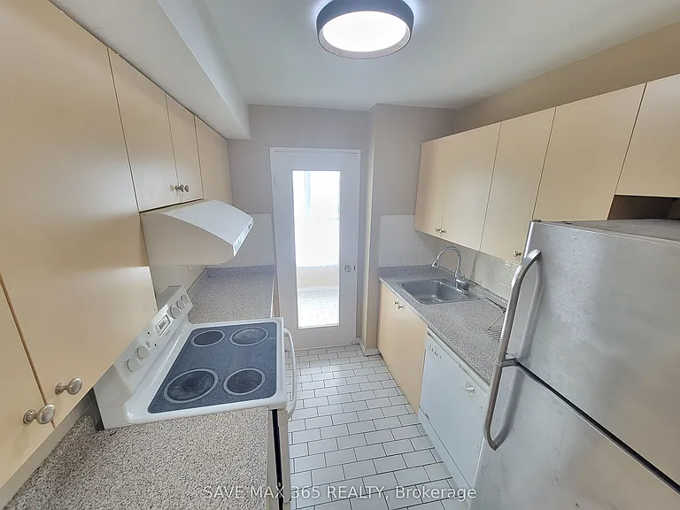 330 McCowan Rd #1405 — Photo 9