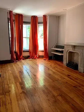 Building Photo - 140 Trenton St #1