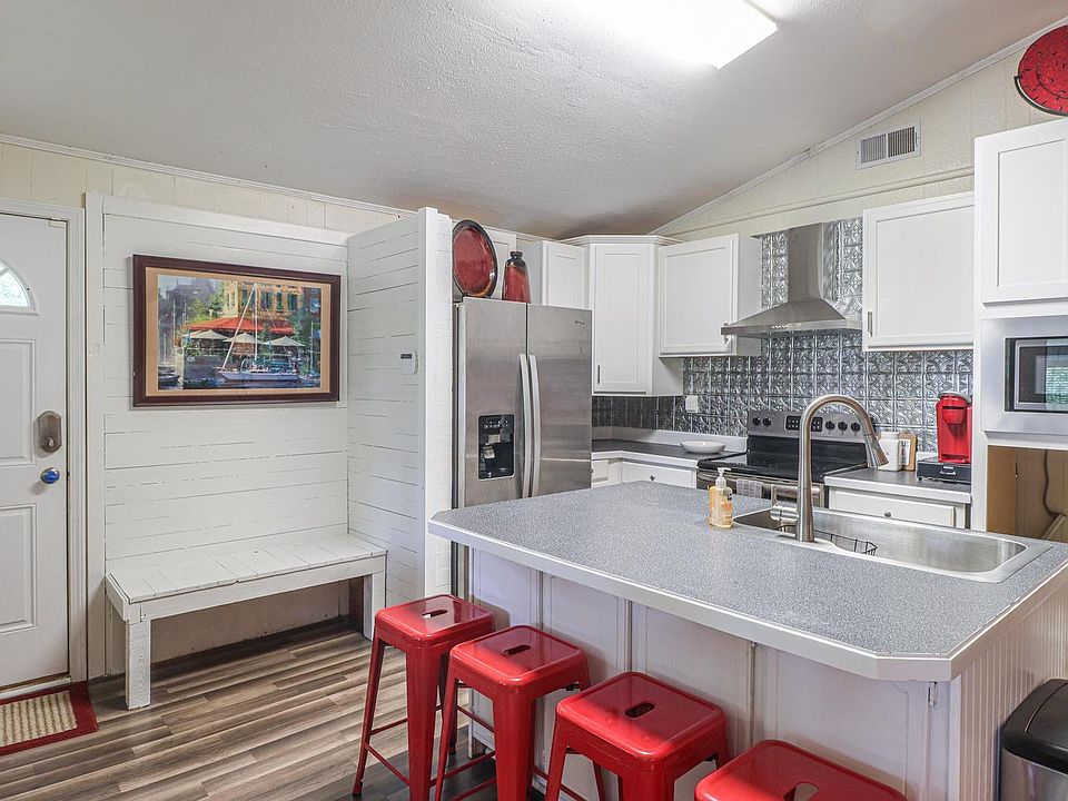 2432 Pascagoula River Rd, Moss Point, MS 39562 MLS 4024900 Zillow