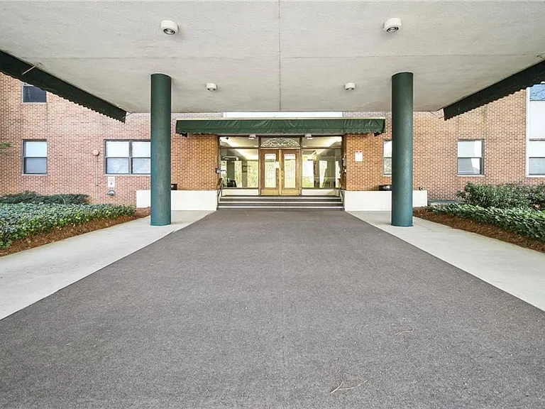 2965 Pharr Court South NW #NW-316-316 — Photo 36
