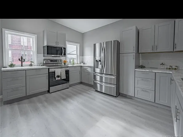 44-52 Webster St #2, North Tonawanda, NY 14120