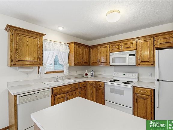 5th image of 4008 S 36th Ave