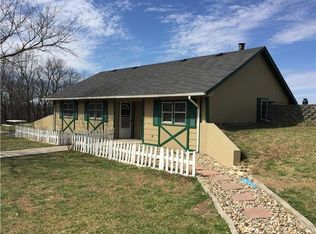 34043 W 120th St, Excelsior Springs, MO 64024