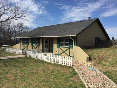 34043 W 120th St, Excelsior Springs, MO, 64024