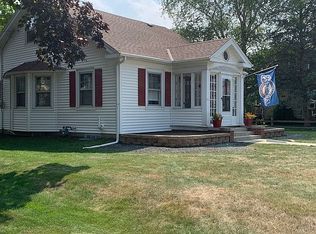 801 Park Ave, South Milwaukee, WI 53172