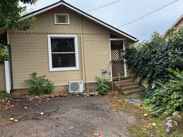 10 Church St #A, Weaverville, CA 96093