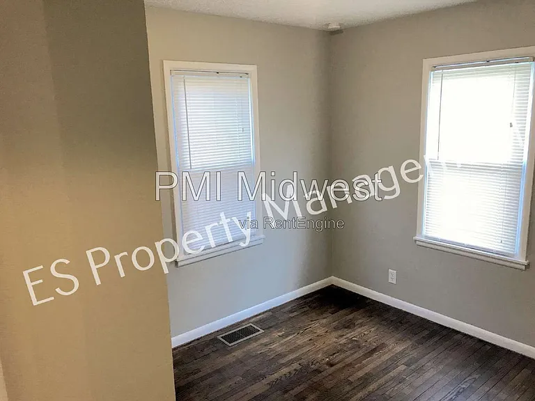 501 S Biltmore Ave — Photo 5