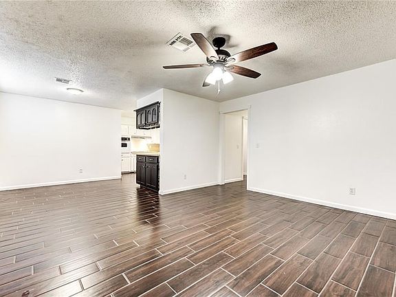 5th image of 3905 Kim Dr