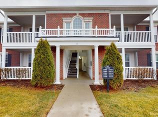 1012 W Summerfield Glen Cir, Ann Arbor, MI 48103