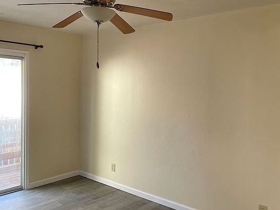 4th image of 1149 North Blvd