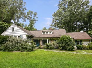 100 Dorchester Rd, Scarsdale, NY 10583