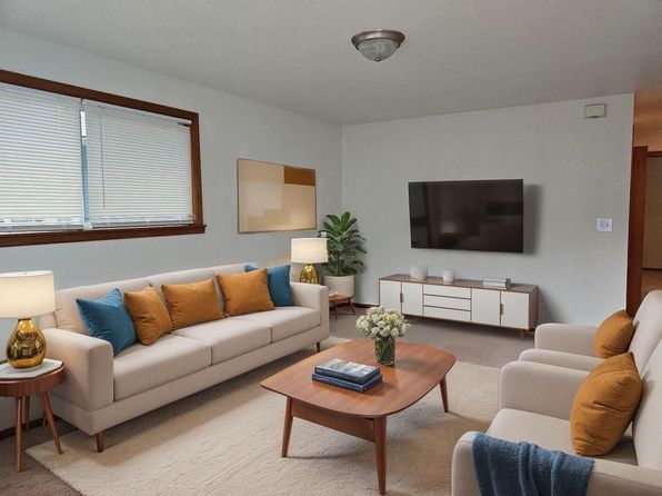 1214 SE Overlook Ave