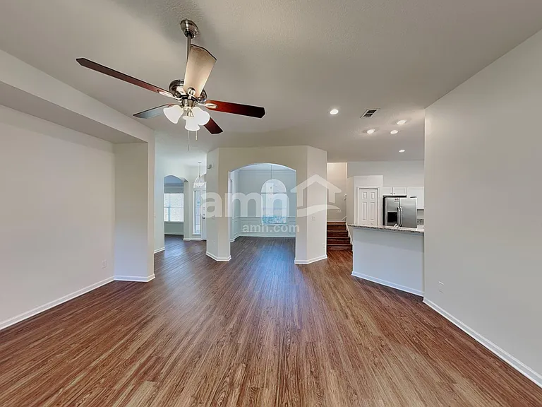 768 W Devonhurst Ln — Photo 8