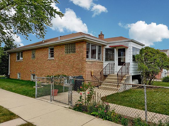 2nd image of 2525 N 73rd Ave