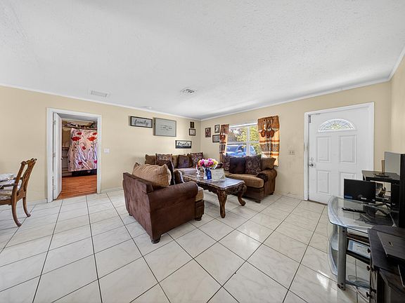 4th image of 2805 Brantley Road