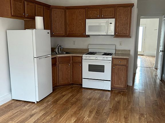 5th image of 208 Roman Ave #1