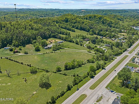 4th image of 6820 Asheville Hwy