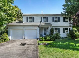 4 Sutherland Dr, Monroe, NY 10950