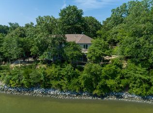 170 Sturgeon Creek Rd, Deltaville, VA 23043