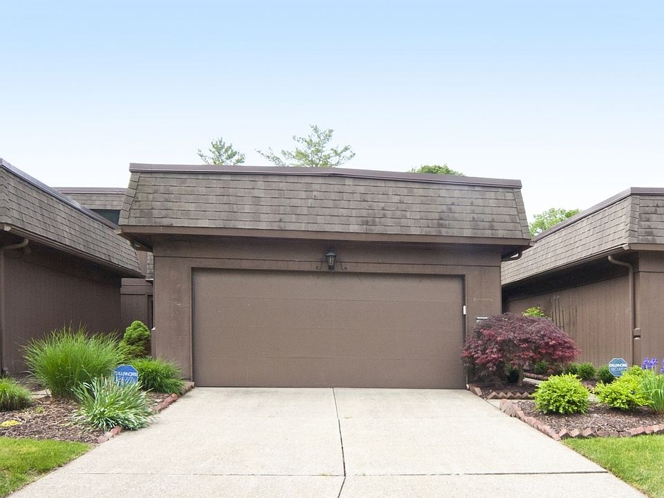 1st image of 19245 Briarwood Ln #5-2