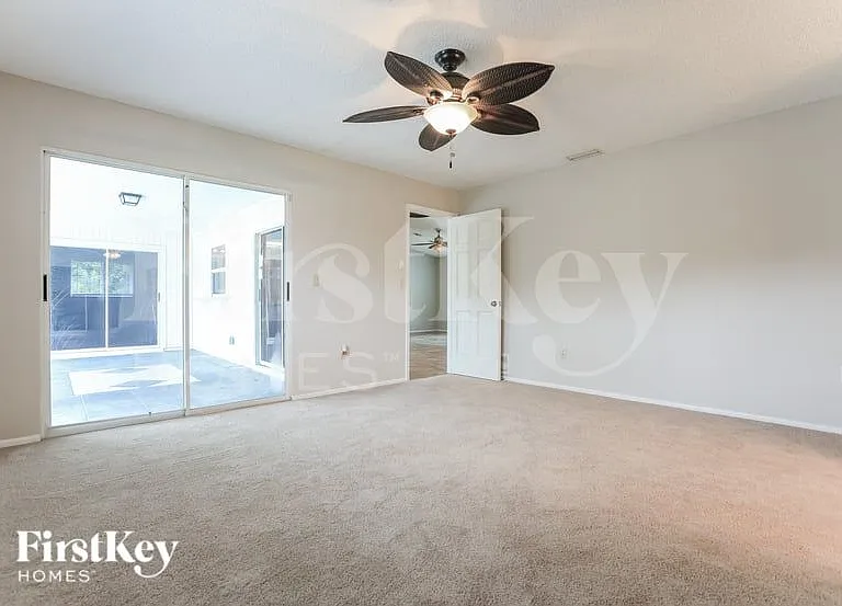 6099 David Blvd — Photo 8