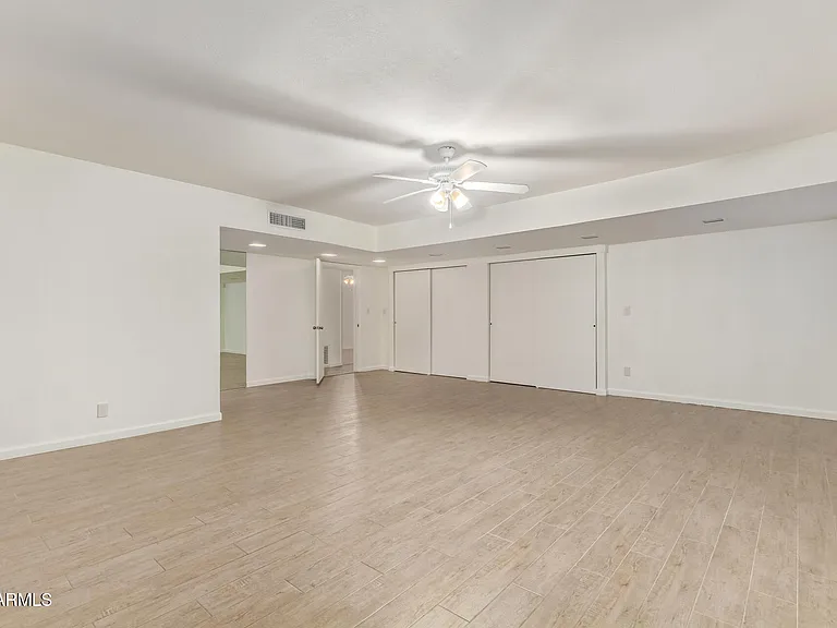 5401 E Exeter Blvd — Photo 25