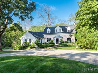 719 Valley Rd, New Canaan, CT 06840