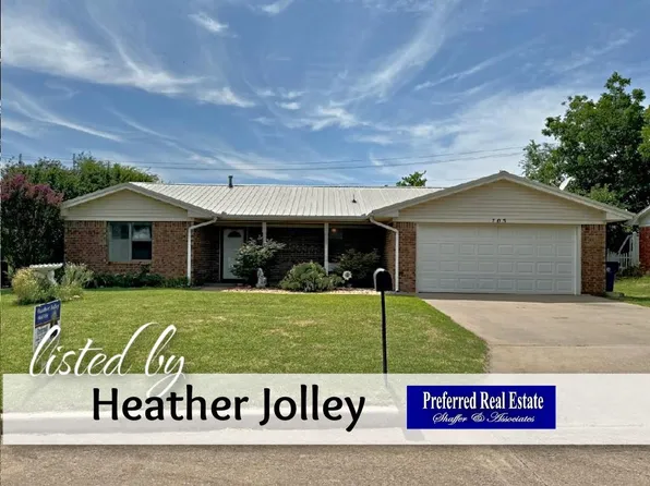 705 S 12th St, Marlow, OK 73055
