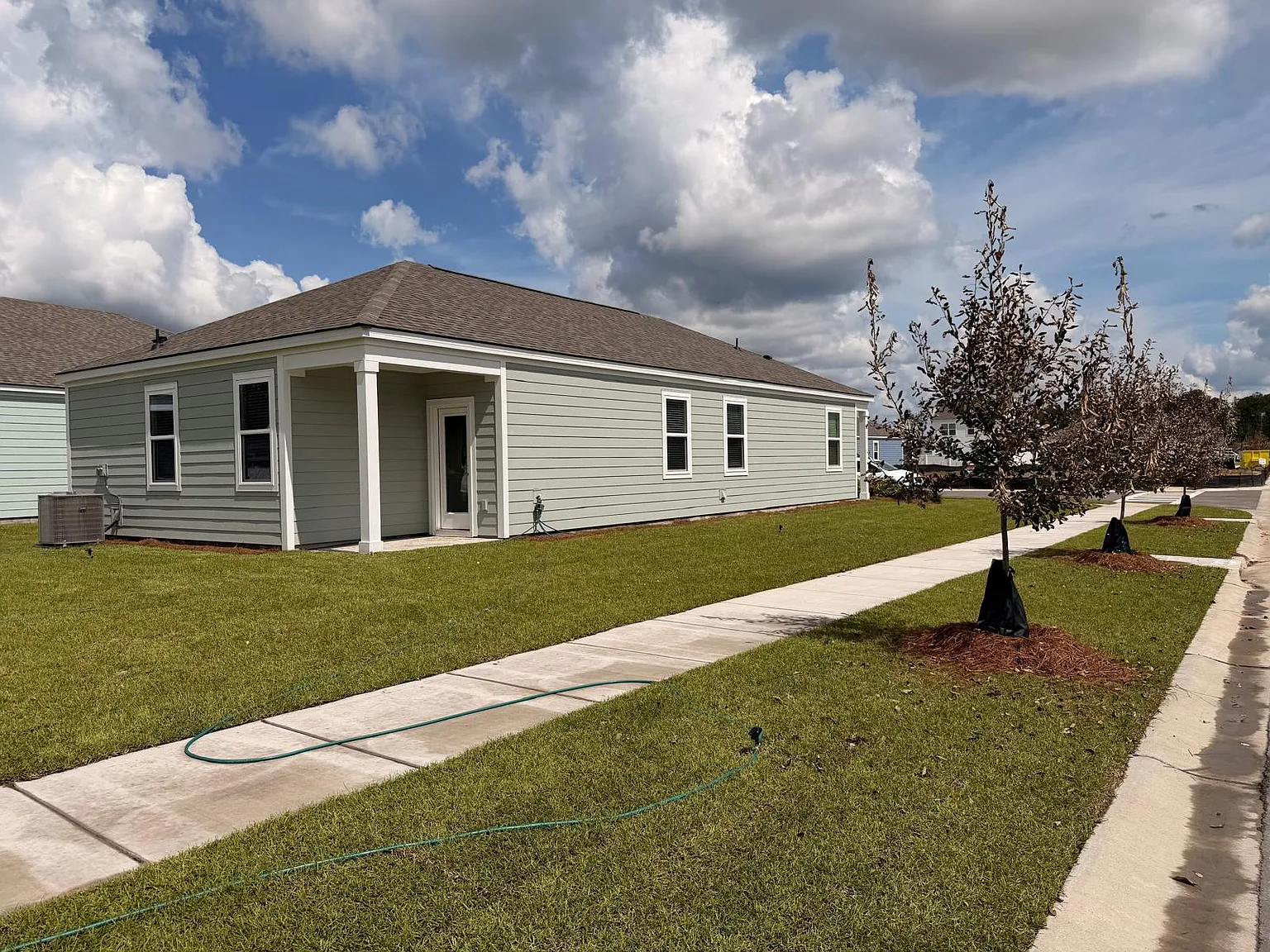 3 bed, 1257 sqft, $2,350 — Photo 4